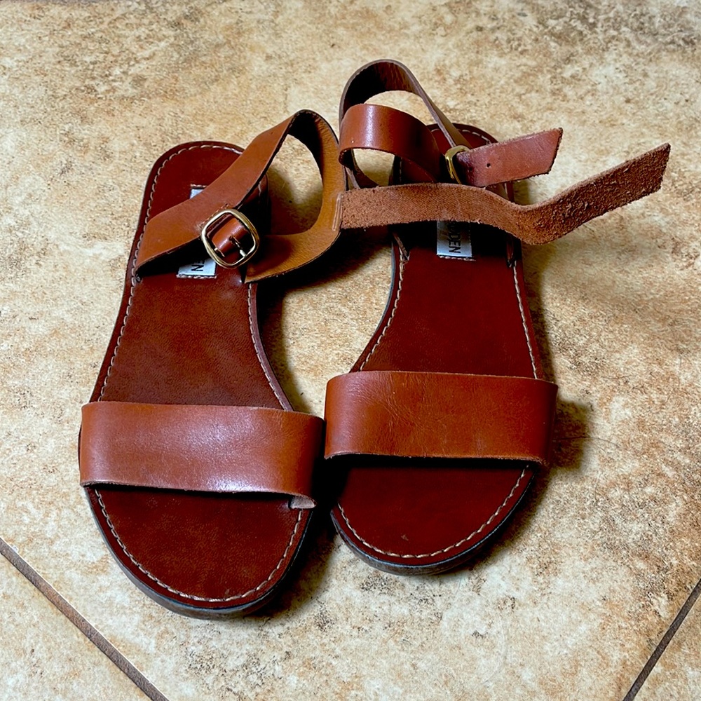 Steve Madden leather sandals